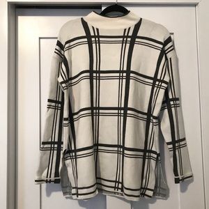 ☁️never been worn soft checkered sweater☁️